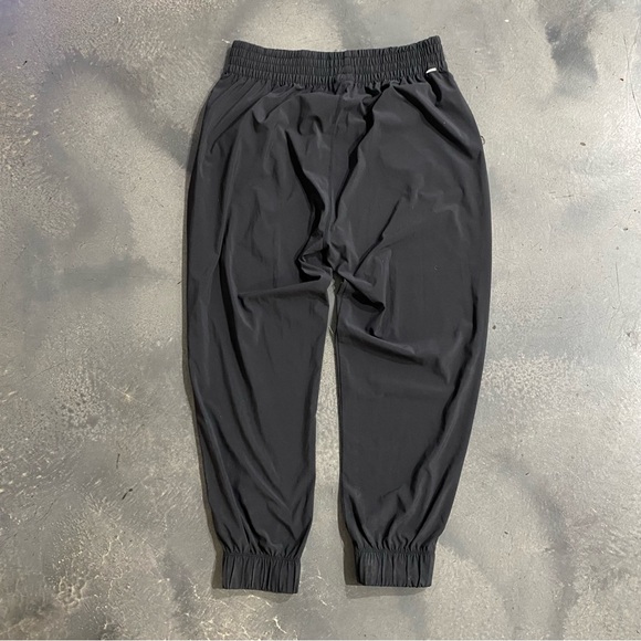 Vuori Villa Jogger Sz XL Women’s - Picture 6 of 8